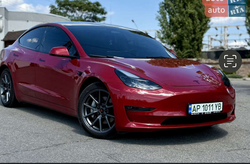 Tesla-1