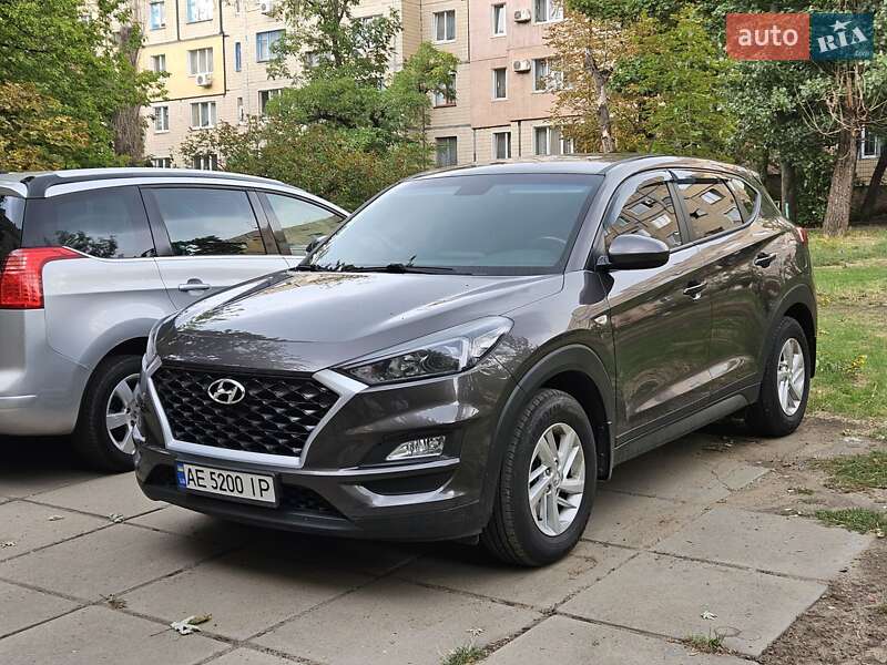 Hyundai-17