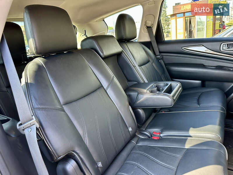 Infiniti-34