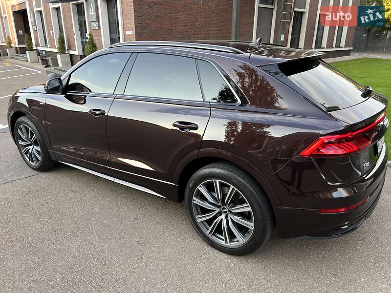 Audi Q8 2020