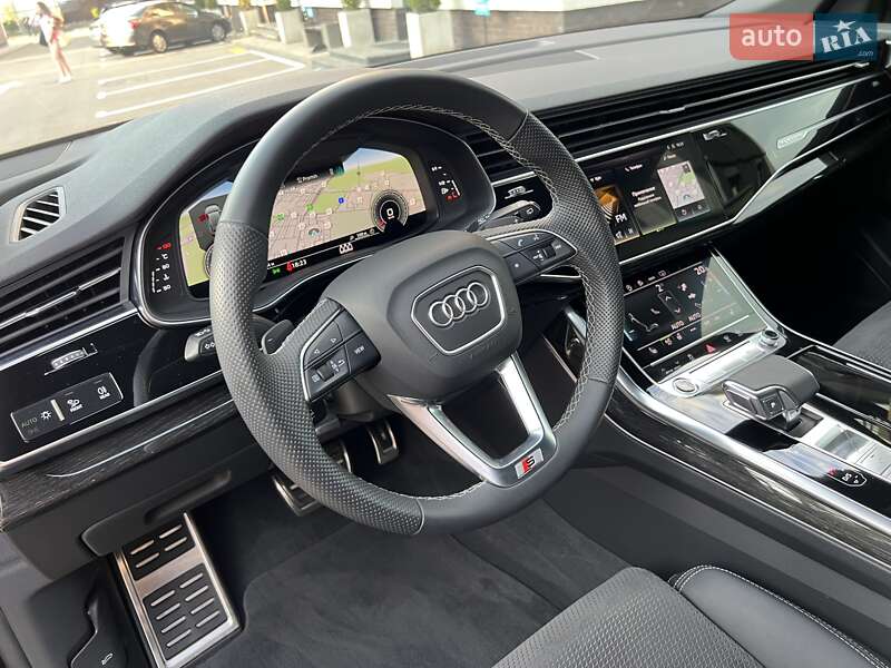 Audi Q8 2020