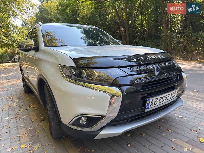 Mitsubishi Outlander 2017