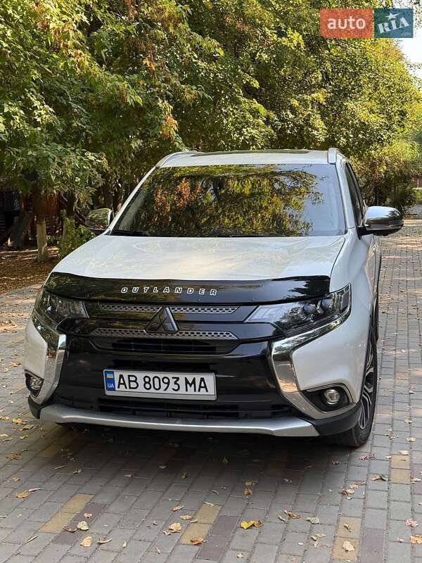 Mitsubishi Outlander 2017