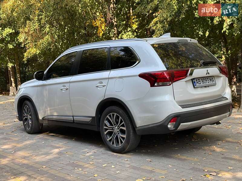 Mitsubishi Outlander 2017