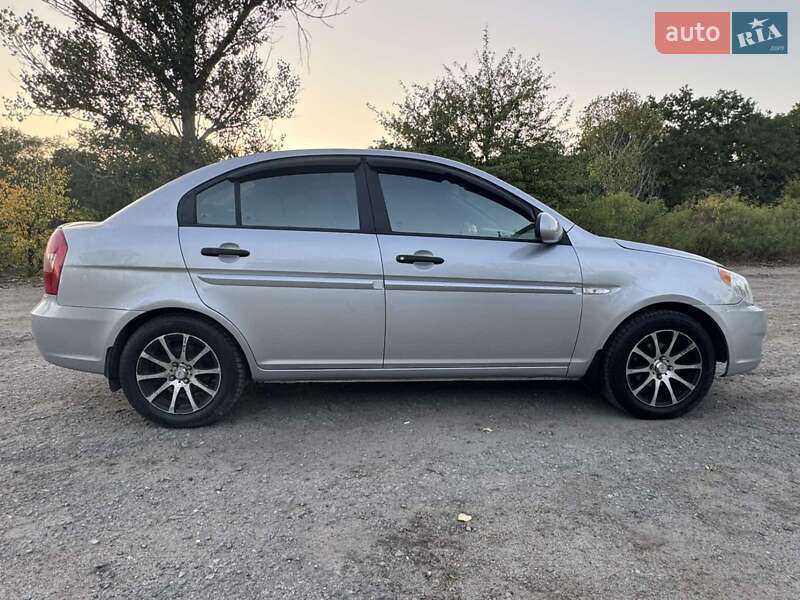 Hyundai Accent 2008