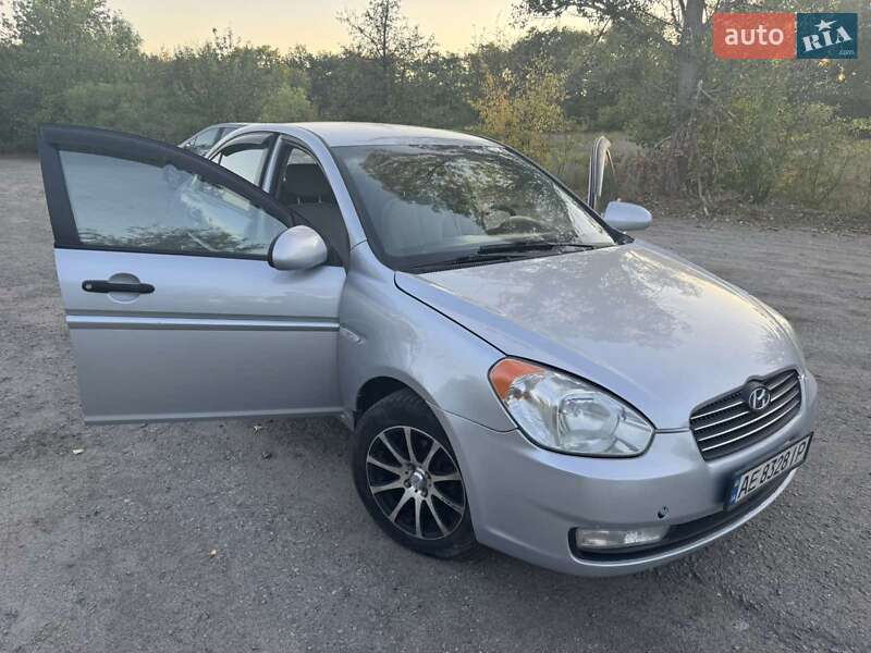 Hyundai Accent 2008