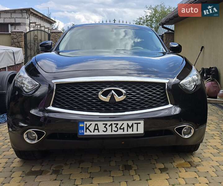 Infiniti QX70 2017