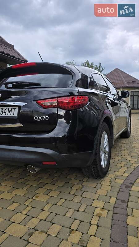 Infiniti QX70 2017