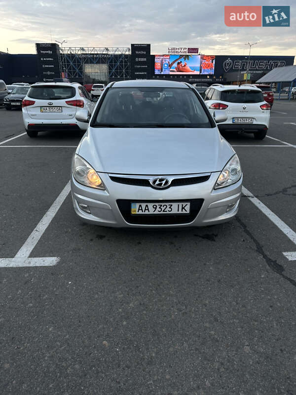 Hyundai i30 2008