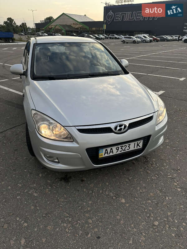 Hyundai i30 2008