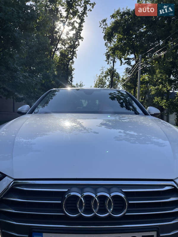 Audi A4 2015