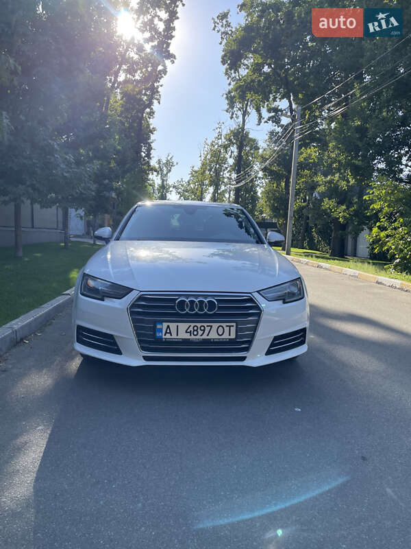 Audi A4 2015
