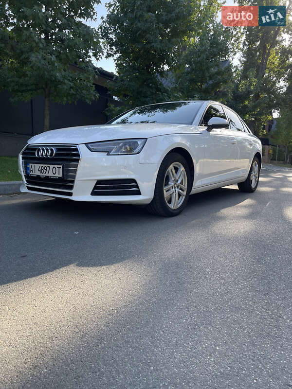 Audi A4 2015