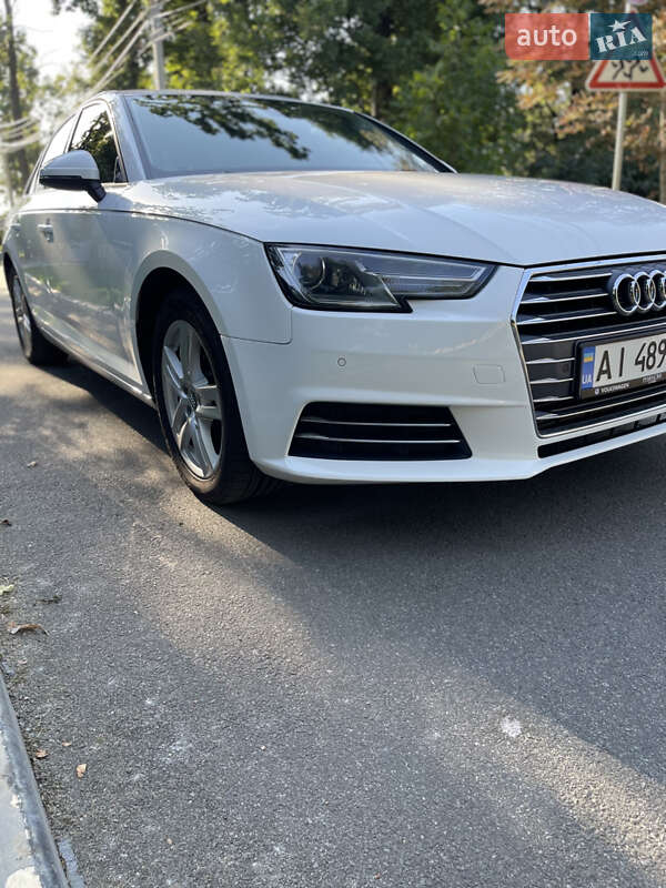 Audi A4 2015