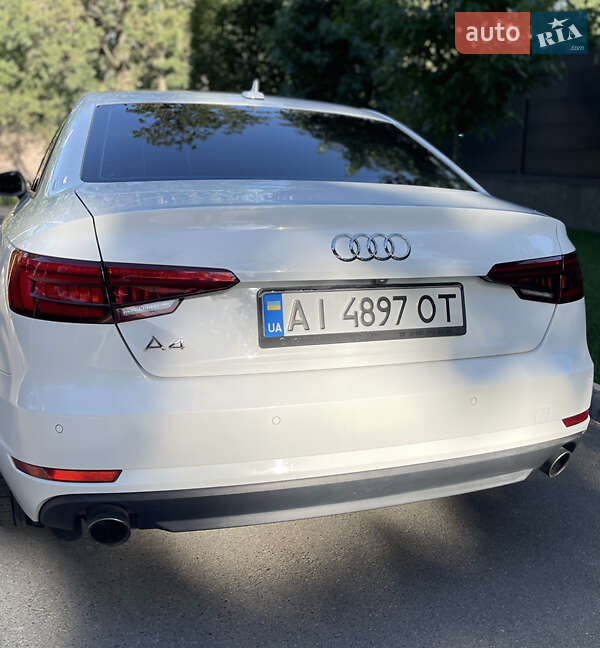 Audi A4 2015