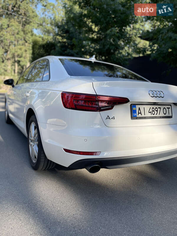 Audi A4 2015