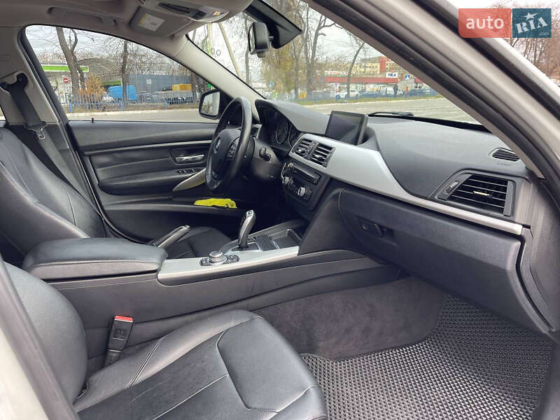 BMW 3 Series 2012