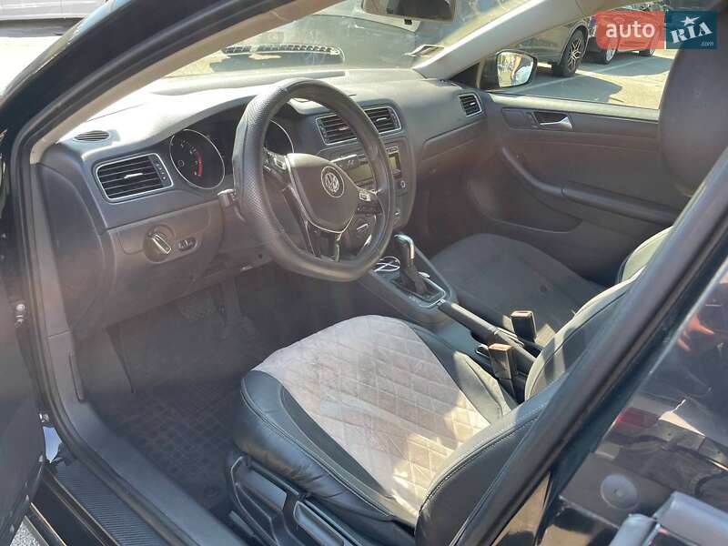 Volkswagen Jetta 2015