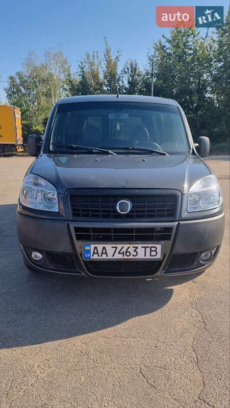 Fiat Doblo 2011