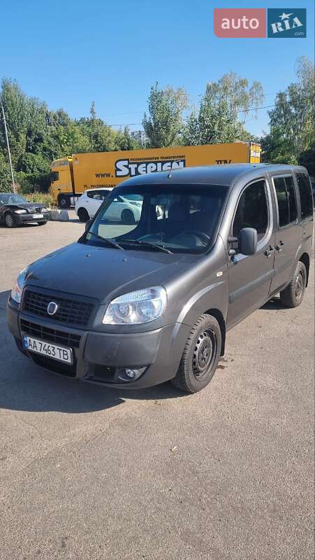 Fiat Doblo 2011