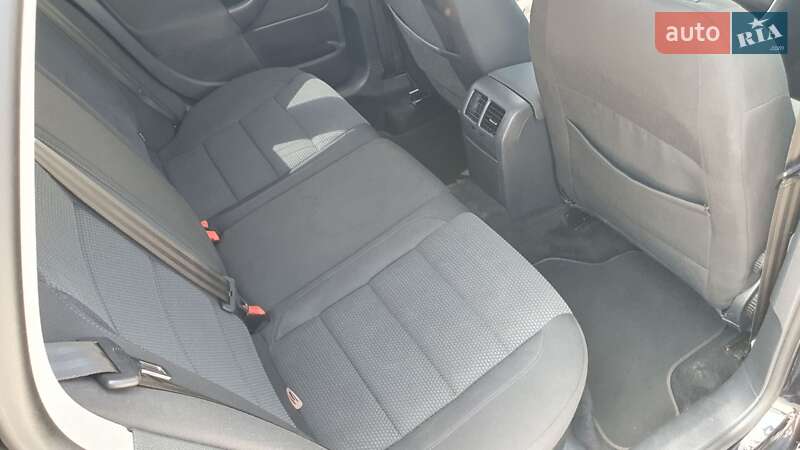 Volkswagen Golf 2011