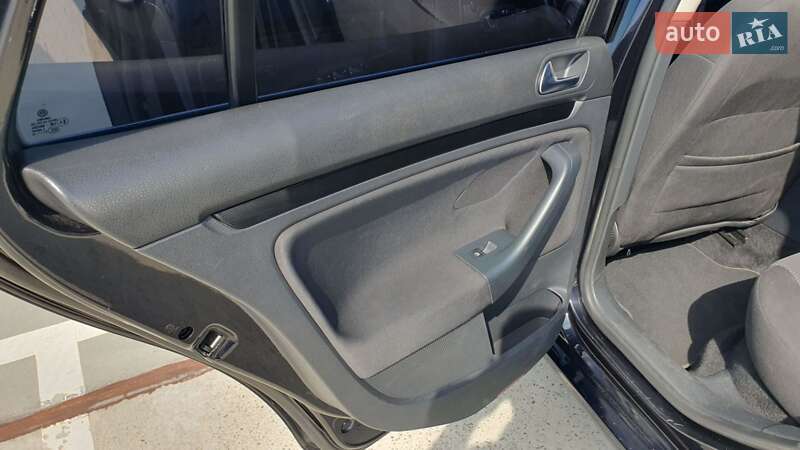 Volkswagen Golf 2011