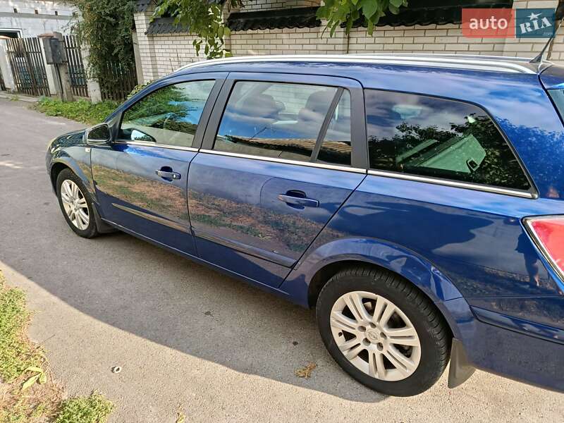 Opel Astra 2009