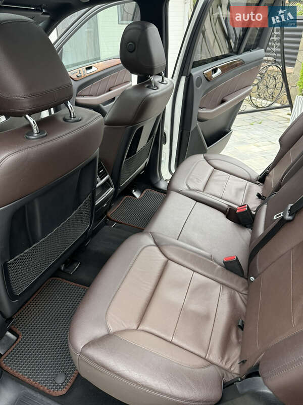 Mercedes-Benz GL-Class 2015