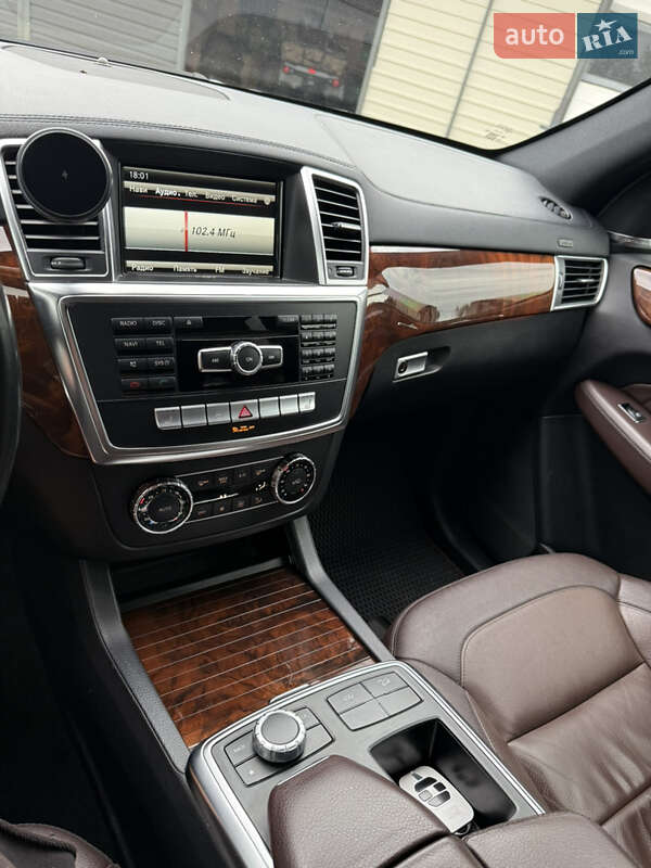 Mercedes-Benz GL-Class 2015