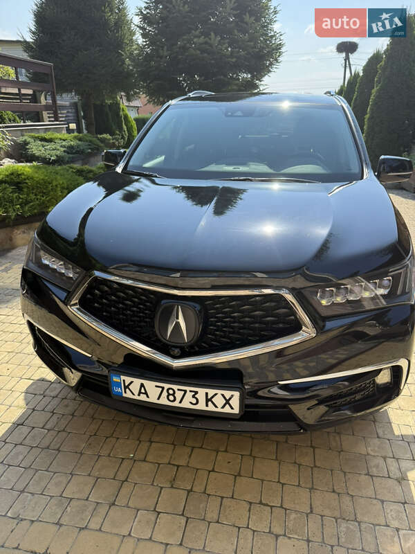 Acura-1