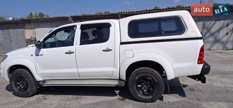 Toyota Hilux 2011