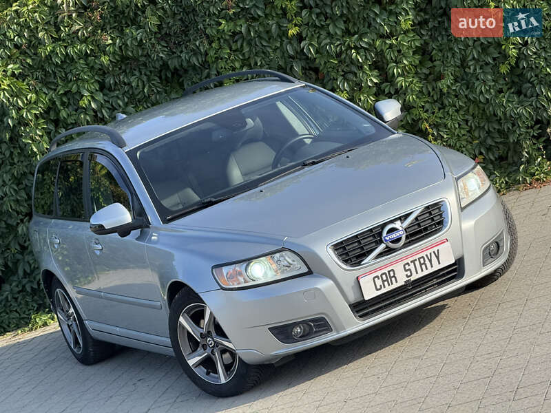 Volvo V50 2011