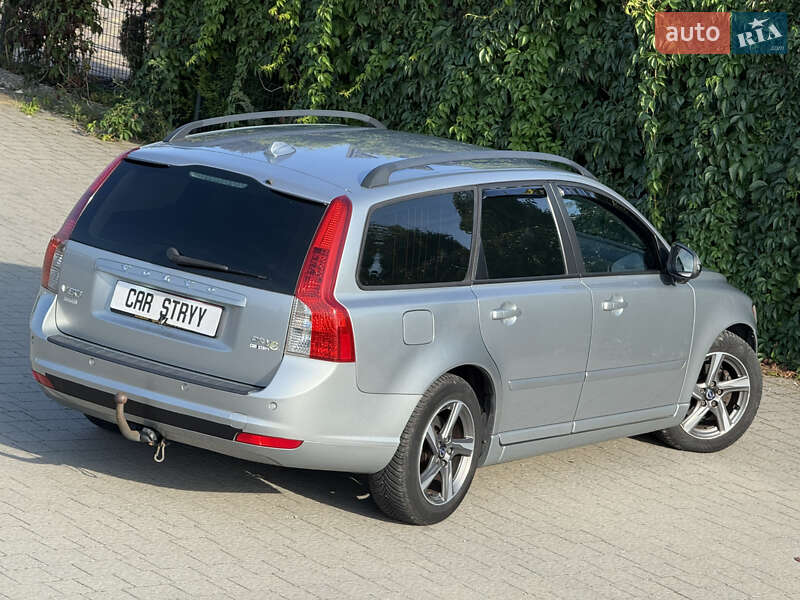 Volvo V50 2011