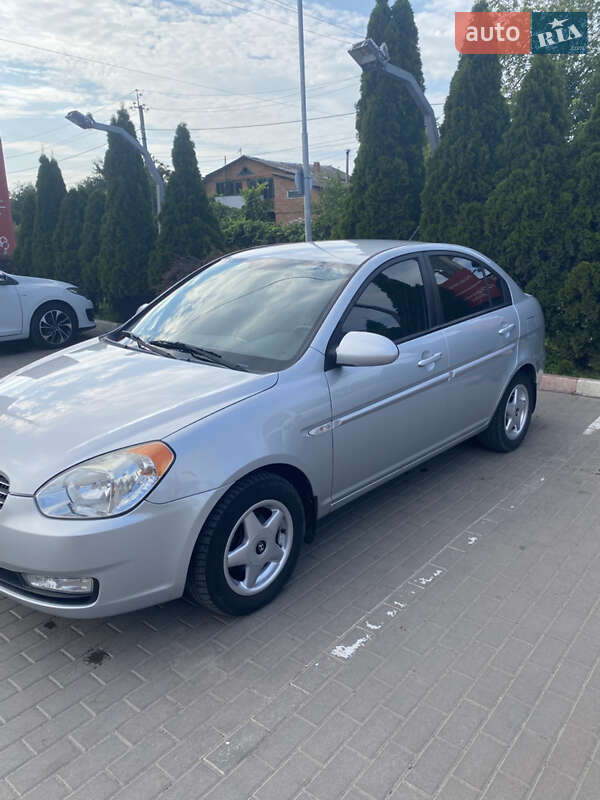 Hyundai Accent 2008
