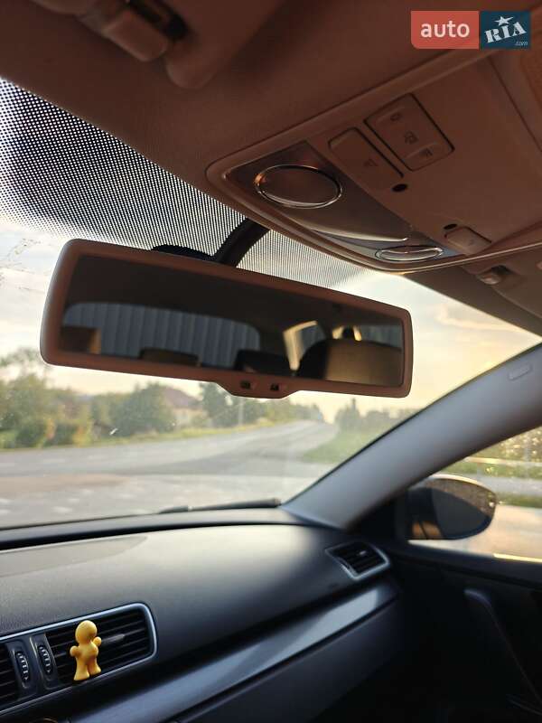 Volkswagen Passat 2013