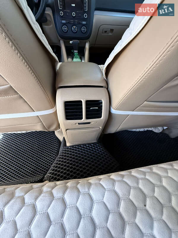 Volkswagen Golf 2008