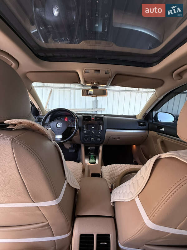 Volkswagen Golf 2008