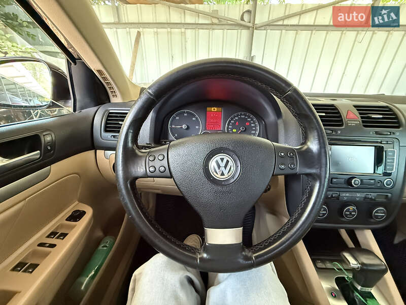 Volkswagen Golf 2008