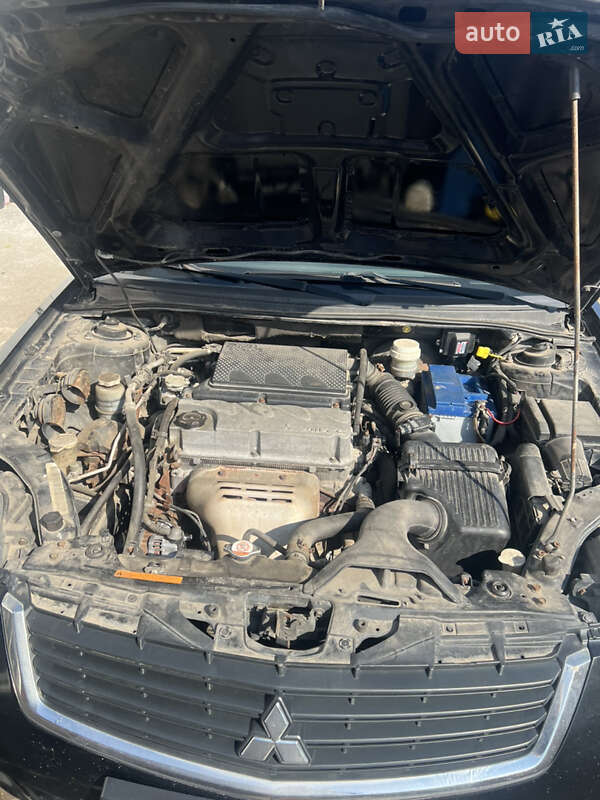 Mitsubishi Galant 2008