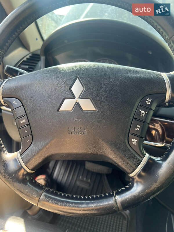 Mitsubishi Galant 2008