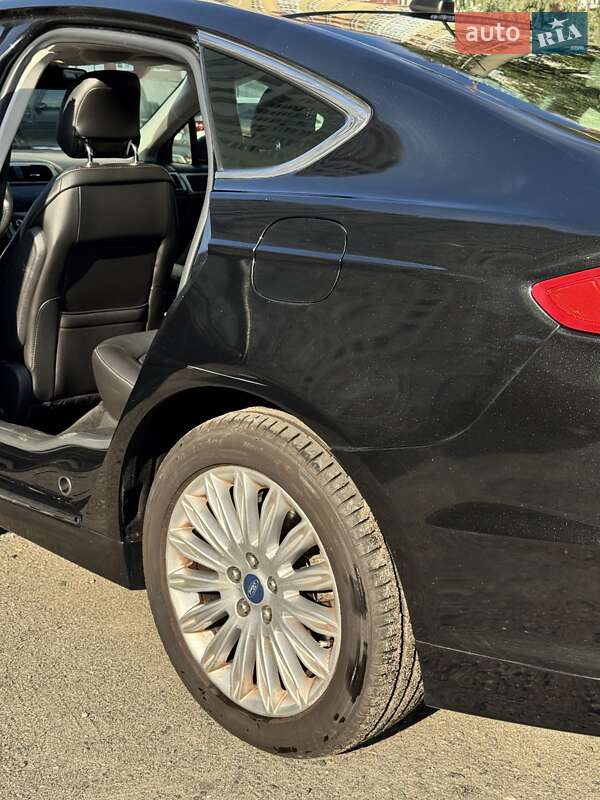 Ford Fusion 2013