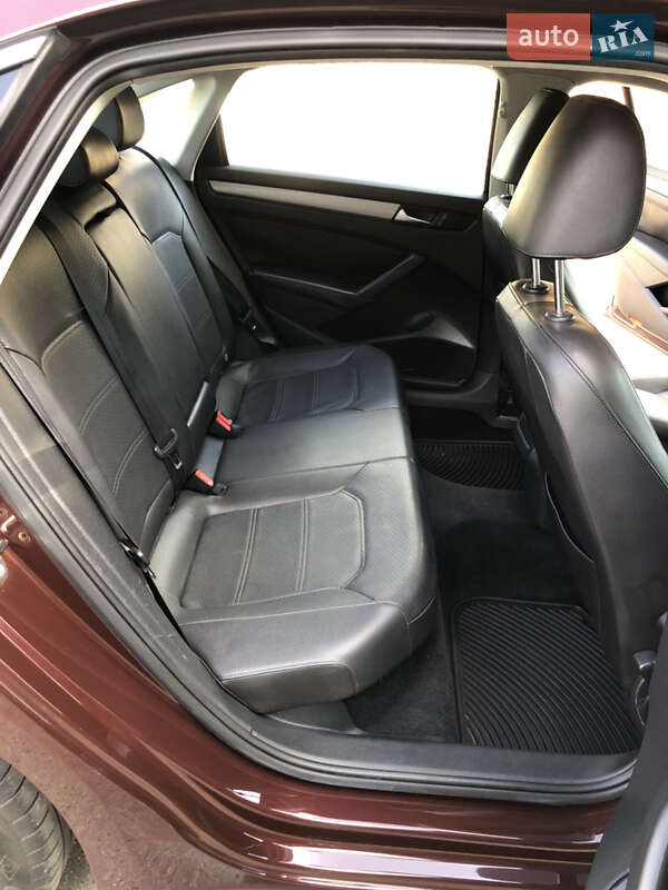 Volkswagen Passat 2013