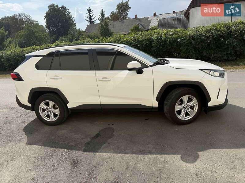 Toyota RAV4 2019