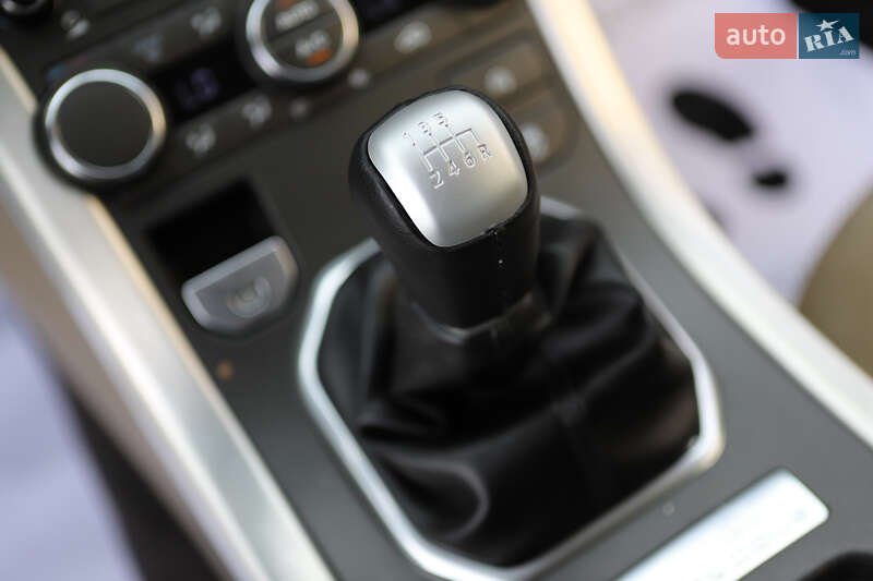 Land Rover-34