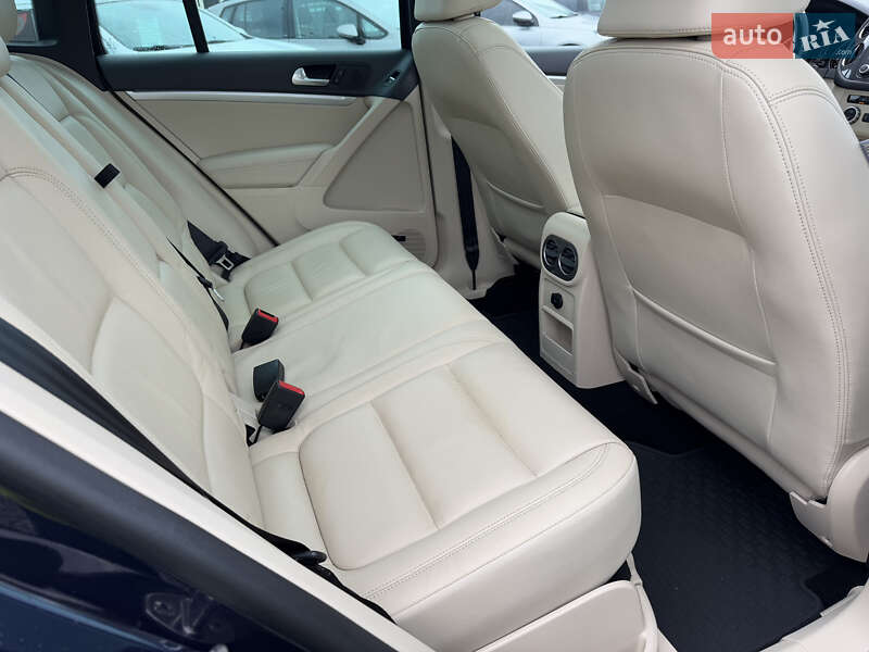 Volkswagen Tiguan 2015