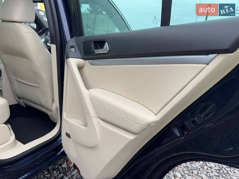 Volkswagen Tiguan 2015