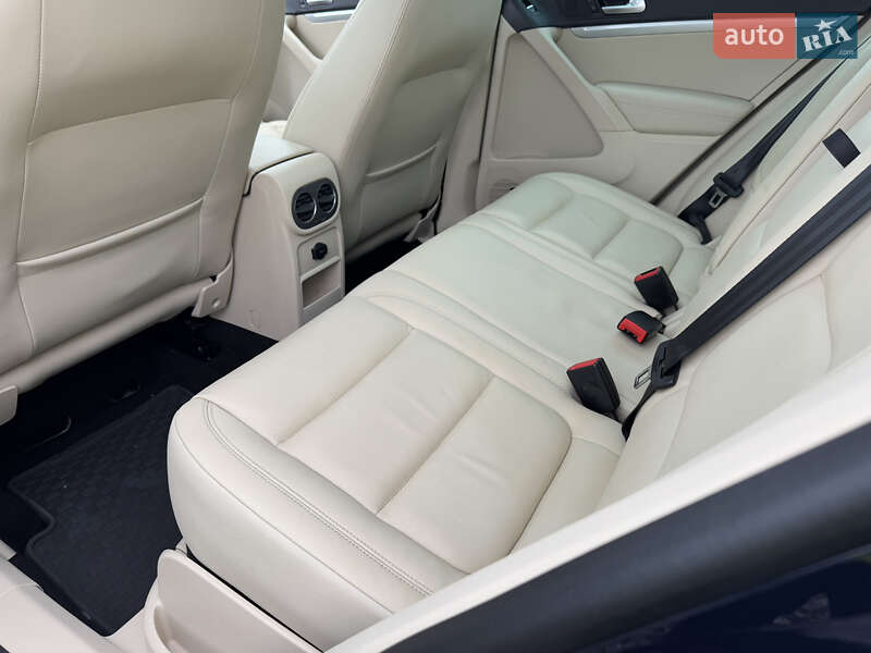 Volkswagen Tiguan 2015