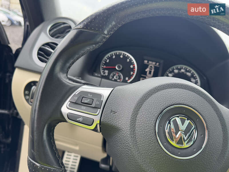 Volkswagen Tiguan 2015