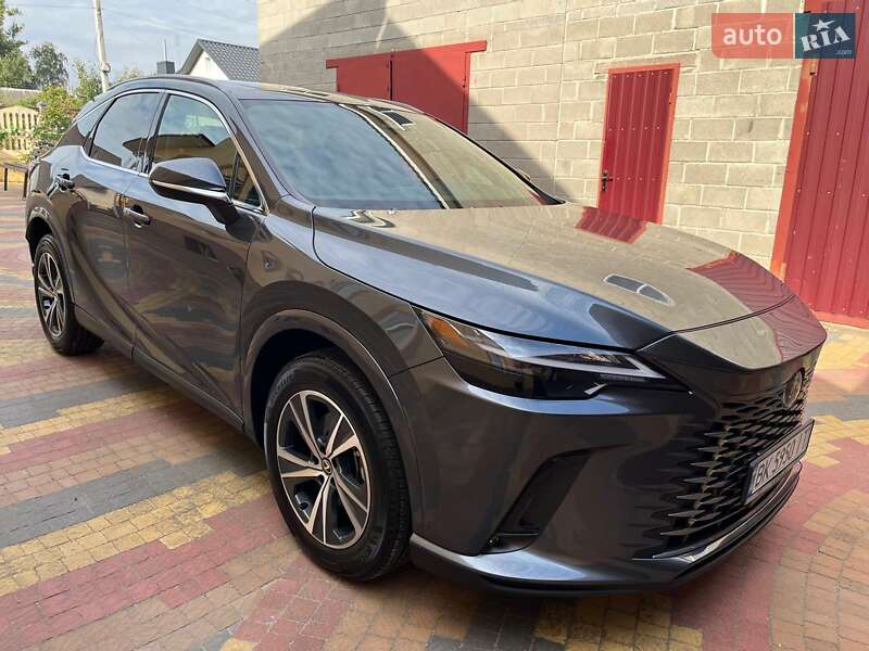 Lexus-25