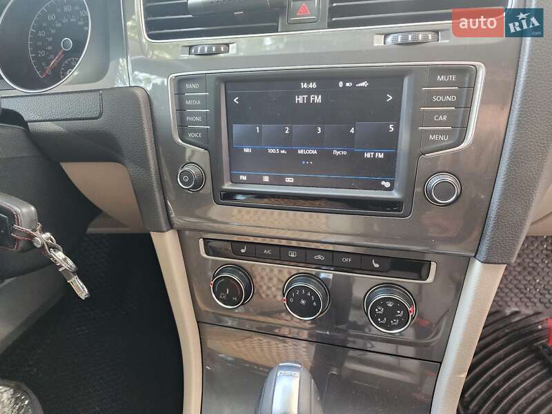 Volkswagen Golf 2017